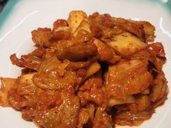 辣白菜卷五花肉-屋里家延边朝鲜族冷面(梅林3店)