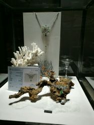 -北京七彩云南翡翠珠宝旗舰店(月坛店)