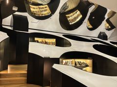 -涨巢·潮玩水疗局