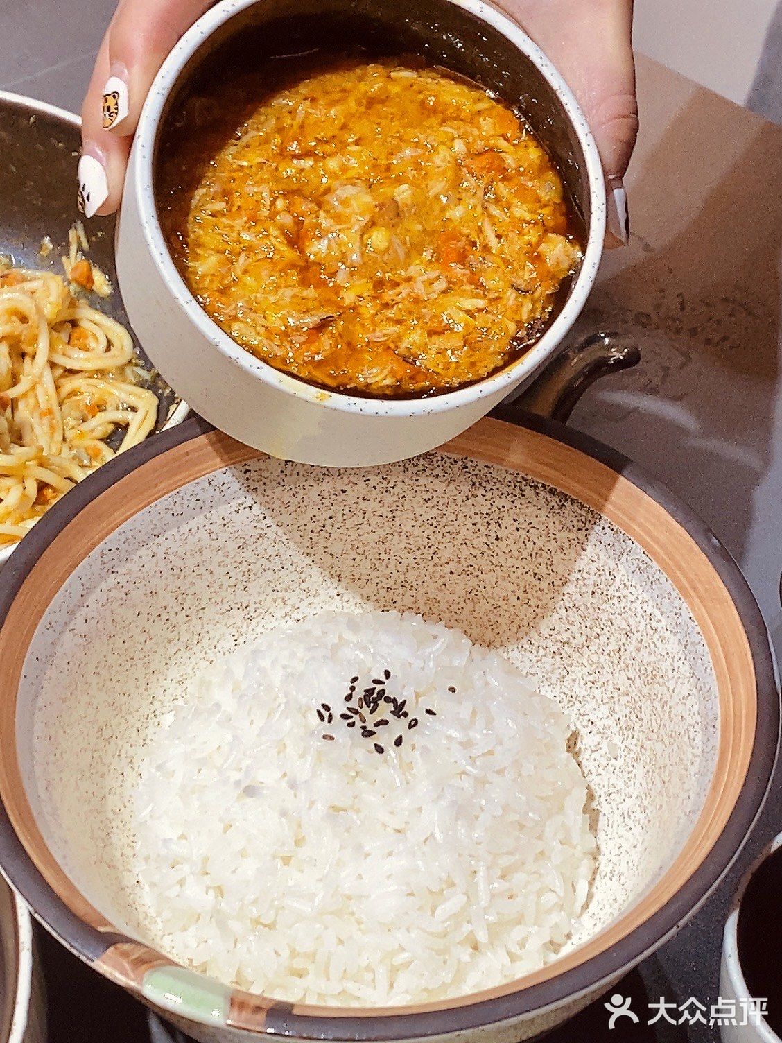 打卡新街口必吃美食[胜利]黄金蟹黄拌面 🦀