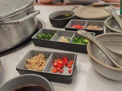 -喃喃椰·糟粕醋·椰子鸡火锅(七堡花园店)