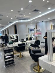 -Kraemer Paris  苏豪路易士·嘉玛发廊