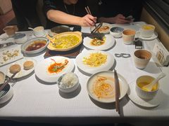 -鲜入唯煮·港式海鲜牛肉火锅(金宝街店)