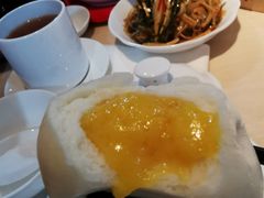 蛋黄流沙包-鼎泰丰(当代商城店)