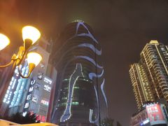 -日月光中心广场