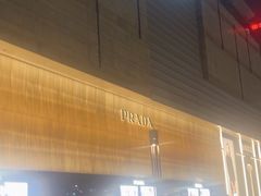 -百盛(万象城店)