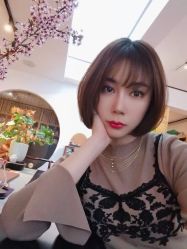 -AYO SALON
