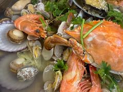 -老东镇啤酒屋海鲜加工·蒸汽海鲜·海鲜烧烤(台东店)