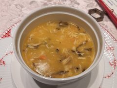 蟹肉海鲜羹-新光酒家·河豚·海鲜·蟹料理(浦东店)