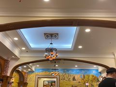 -清真·玛丽亚新疆菜主题餐厅(浙江中路店)