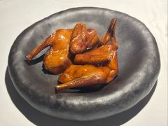 脆炸乳鸽-荣小馆(安达仕店)