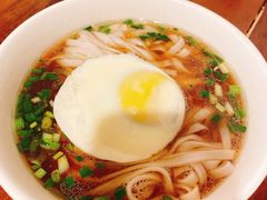 -矮子粉店1985·长沙米粉(湘春路店)