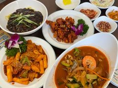 -贵宾庄炸酱面·韩式料理(高区店)