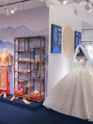 点击看大图 -乐派诗婚纱摄影