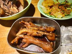 弄堂里的卤鸡爪-弄堂里(雨花客厅店)