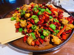 双椒掌中宝-罗氏十三活虾餐厅(光谷K11购物艺术中心店)