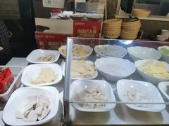 -拿渡麻辣香锅(世茂广场·工三店)