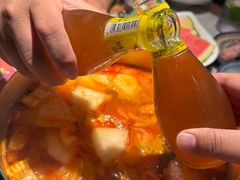 -尚尚仙·酸汤猪手·猪肚鸡火锅(华联万柳购物中心店)