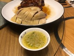 双拼鸡-彩蝶谷美食廊·粤式经典南番顺·铁板烧烤泰风味(广州长隆酒店)