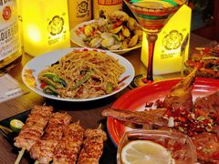 -人间半杯·小酒馆创意菜(三里屯店)