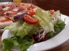 -城市大道红炉披萨烘焙坊