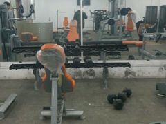 器械区-美格菲健身(外滩店)