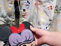 -URBAN REVIVO(七宝领展广场店)