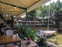-喜洲吧·江畔老船厂·庭院餐厅(喜临院店)