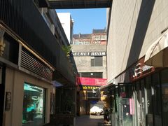 -泉乐坊步行街(烟酒特产平价超市店)
