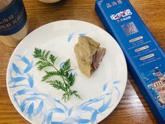 -品海楼·大连海胆锅贴馆(东港店)