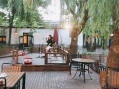 -湖光月色临湖音乐餐厅(台儿庄古城店)