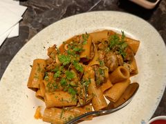 -LESCEDARS Brasserie Bistro香柏树