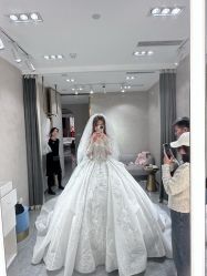 -GRACE KELLY婚纱与礼服(北京店)