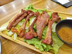 馕坑烤羊排-米赫曼新疆餐厅·清真(老沪闵路店)
