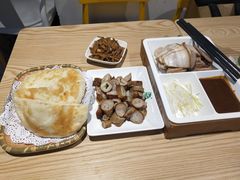 -李连贵熏肉大饼(金隅嘉品Mall店)