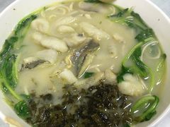 -明呈黄鱼面馆(斜土路店)