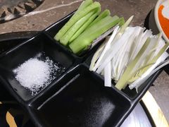 -三人行骨头王火锅(长寿店)