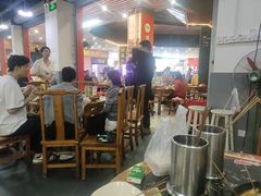 -灌县老妈砂锅串串香(万科红生活广场店)