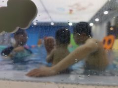 -龙格亲子游泳·水育早教运动中心(龙湾天街店)