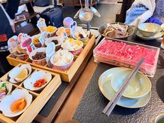 -菌自由丨野生菌火锅特色庭院餐厅(丽江古城店)