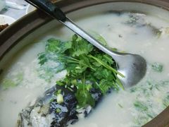 -天乐农家鱼头王(天目湖店)