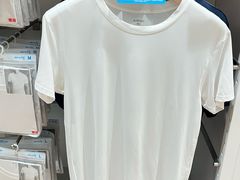 -优衣库(南宁江南万达店)