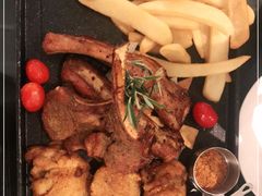 -灵意咖啡·西班牙美食(汕头金平万达广场店)