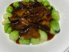 双菇菜心-新吉士·上海菜(浦东LCM置汇旭辉店)