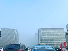 -浙江星杭奔驰4S店(海创园店)