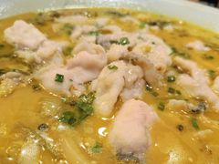 经典酸菜鱼-丁记盐蘸牛肉·新杭菜(河东路店)