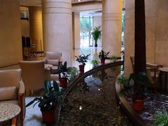 -中共上海市委党校 上海行政学院