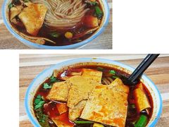 -老字号杨坡红油米线腊汁肉夹馍(东四道巷店)