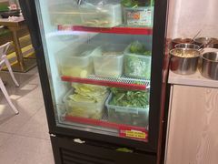 -运气牛自助酱大骨火锅(南京东路店)