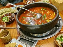 -贵厨酸汤牛肉(花果园国际中心店)
